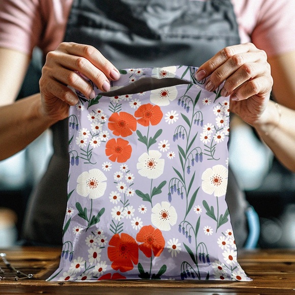 Floral Fields Poly Mailers 10x13 Pack of 25 - Picture 10 of 12